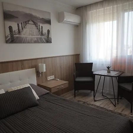 Apartament Golden Bridge